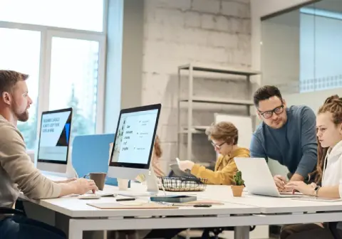 Experienced Industry Professionals